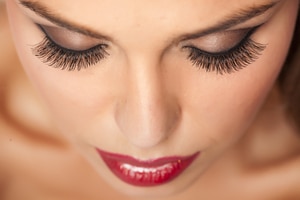 NAMTI-spa-sedona-beauty-salon-lash-brow-tinting